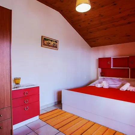 Sandy Coast Apartment